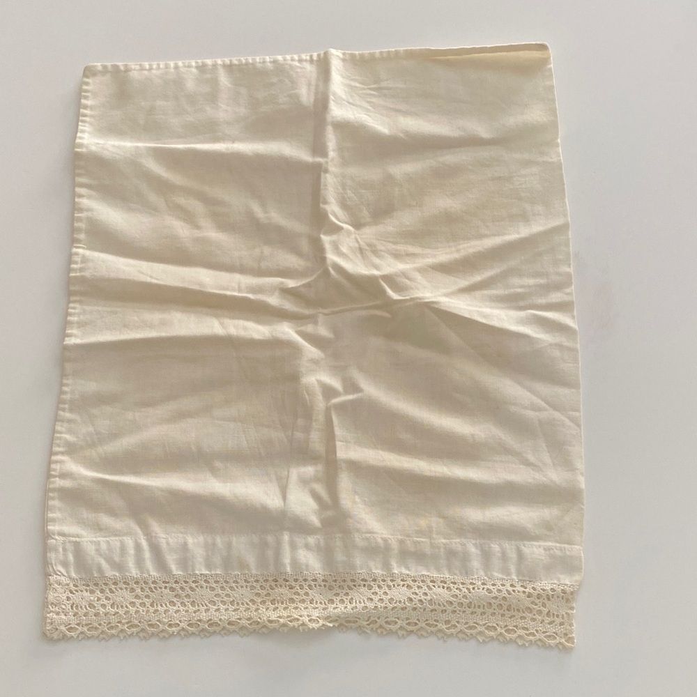 Antique early 1900s child size Cream Lace Trim Pillowcase cover sham lace trim